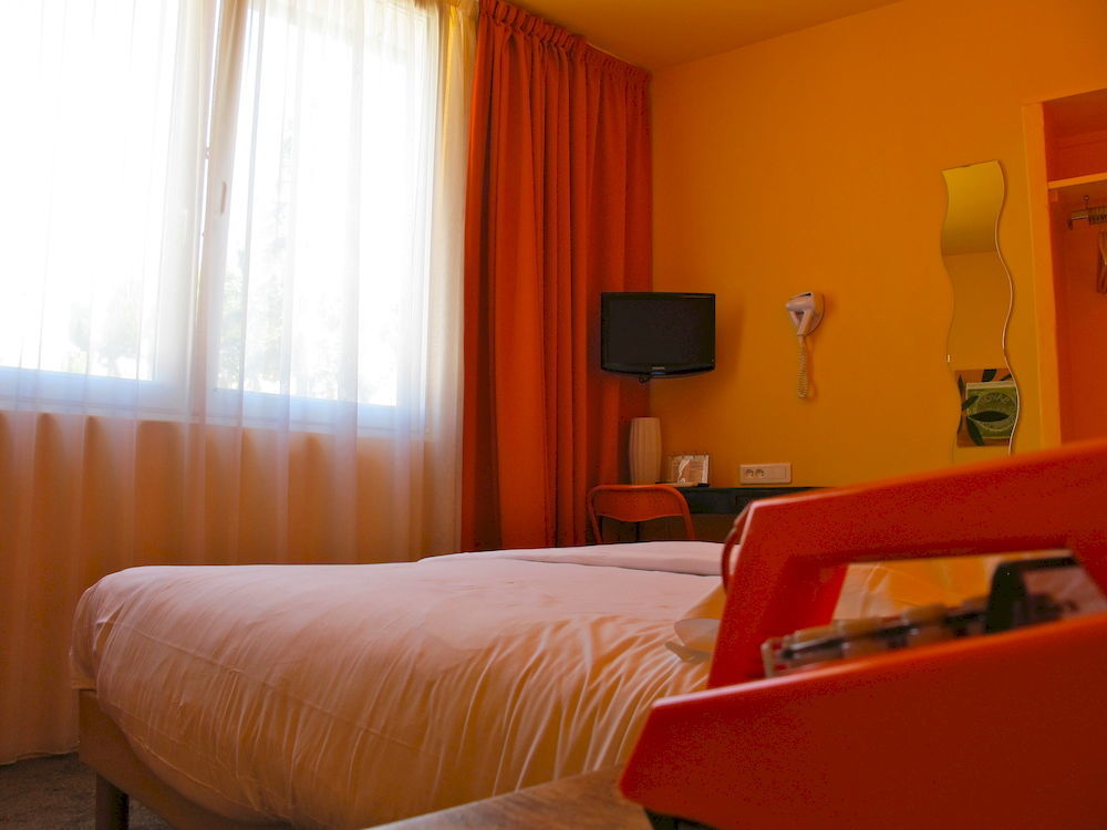 Hotel Alnea カンヌ エクステリア 写真